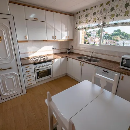 Homeholidaysrentals Formentor Villa *